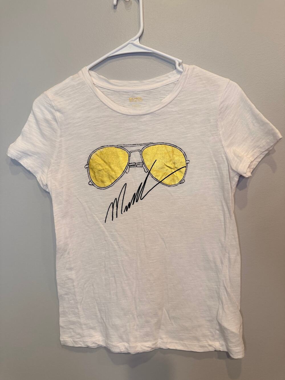 Michael Kors Women's Logo Aviator Sunglasses Graphic T-Shirt, White/Gold size S
